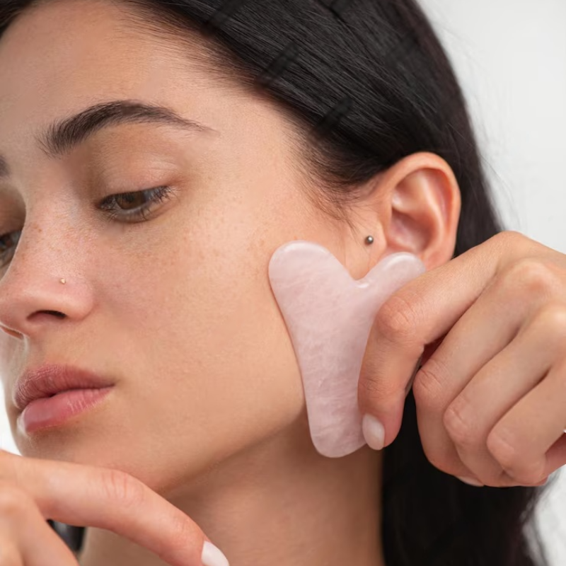 Cala gua-sha e roll