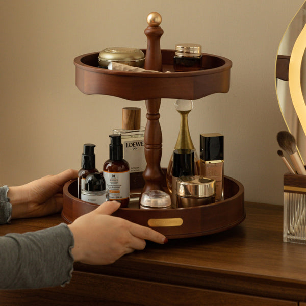 Cosmetics storage box